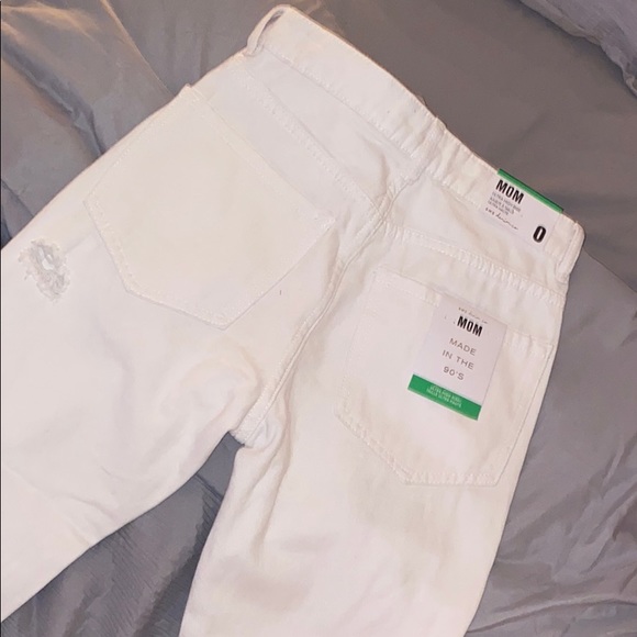 White size0 highrise mom jeans;never worn with tag - Picture 4 of 5